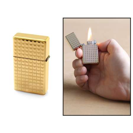 İsme Özel Yazılı Zippo Tasarım Kare Desenli Altın Renk Taşlı Çakmak - Tesbihane