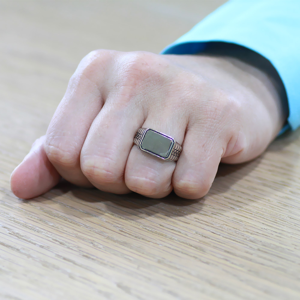 İsme Özel Veya Harf Yazılı Kenarları Zincir Detaylı Dikdörtgen Tasarım 925 Ayar Gümüş Erkek Yüzük - 3