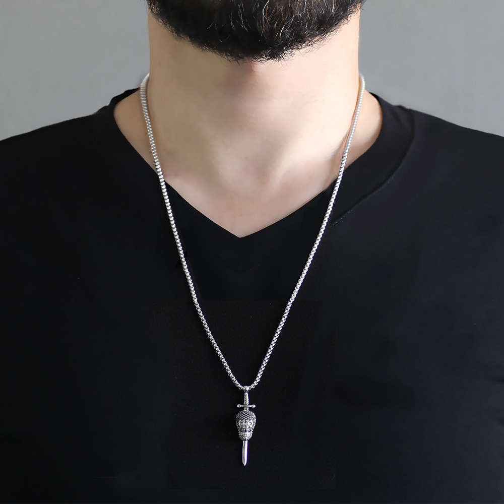 Kuru Kafa Tasarım Siyah Zirkon Taşlı Gümüş Renk Zincir Pirinç Kolye - 2