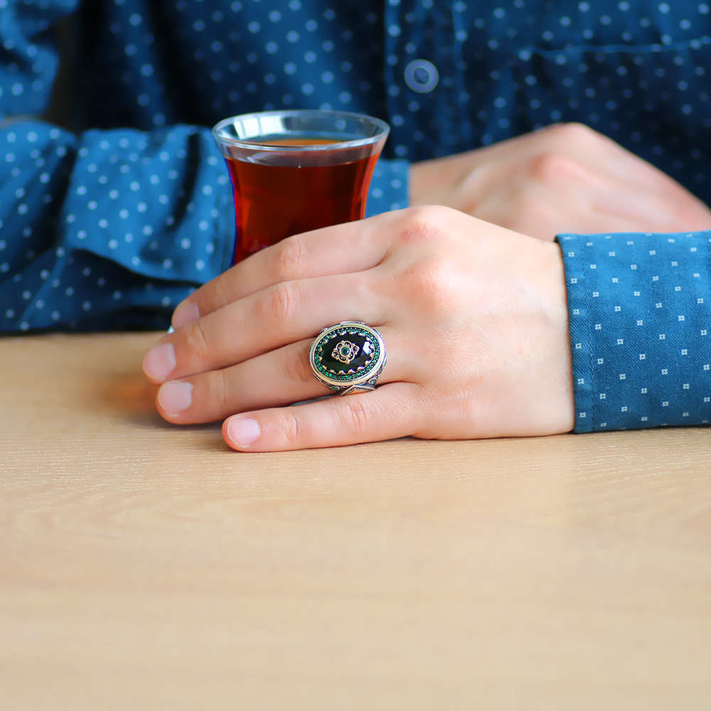 Lale Temalı Yeşil Zirkon Taşlı İsme Özel Yazılı 925 Ayar Gümüş Erkek Yüzük - 2