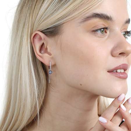 Mavi Beyaz Zirkon Taşlı Çiçek Model Gümüş Renk 925 Ayar Gümüş Sallantılı Kadın Küpe - Tesbihane