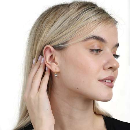 Mavi Beyaz Zirkon Taşlı Çiçek Tasarım Altın Renk 925 Ayar Gümüş Kadın Küpe - Tesbihane