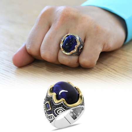 Mavi Kaplan Gözü Taşlı Yanları Gravür İşlemeli 925 Ayar Gümüş Erkek Yüzük - Tesbihane