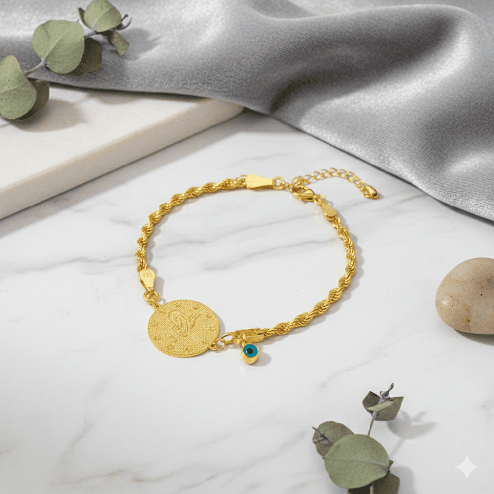 Mineli Nazar Boncuğu Detaylı Tuğra Tasarım Halat Zincirli Altın Renk 925 Ayar Gümüş Kadın Bileklik - 4