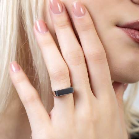 Modern Tasarım Gümüş Renk Ayarlanabilir Ölçü İsme Özel Harf Yazılı 925 Ayar Gümüş Kadın Tektaş Yüzük - Tesbihane