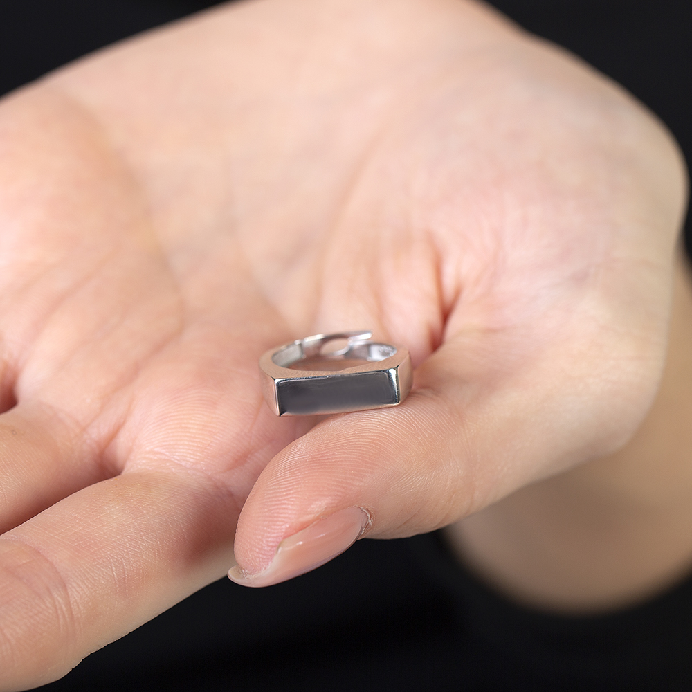 Modern Tasarım Gümüş Renk Ayarlanabilir Ölçü İsme Özel Harf Yazılı 925 Ayar Gümüş Kadın Tektaş Yüzük - 5