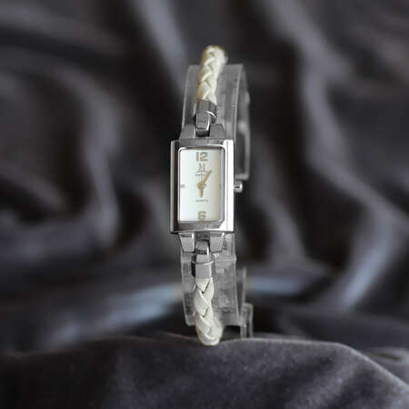 Momentus TH-A490 Kadın Kol Saati - Tesbihane