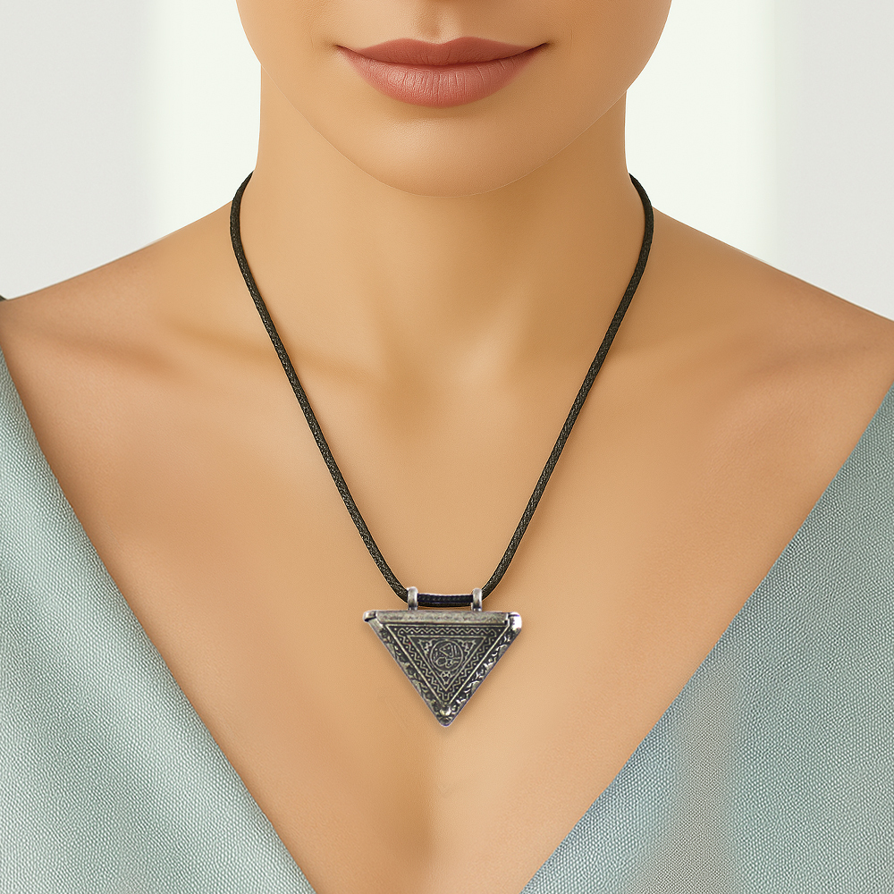 Muska Tasarım Kişiye Özel İçine Hatıra Ürünler Konulabilir Zarif İp Zincirli Metal Kadın Kolye - 3