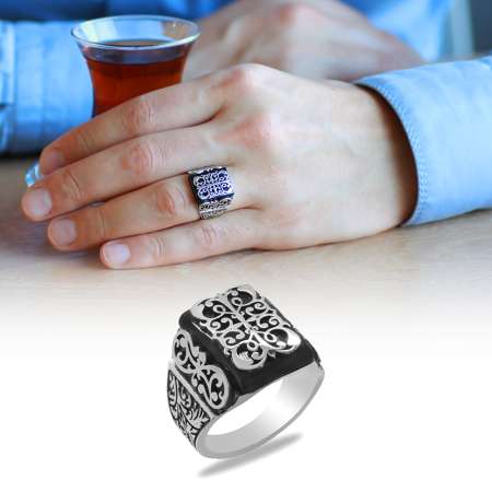 Oniks Taşlı Kalem İşçilikli Anadolu Desen Temalı 925 Ayar Gümüş Erkek Yüzük - Tesbihane