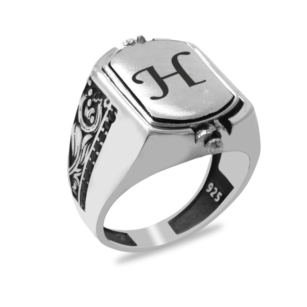 Oniks ve Zirkon Taşlı Mıhlamalı Çift Taraflı İsme Özel Yazılı 925 Ayar Gümüş Erkek Yüzük - 3