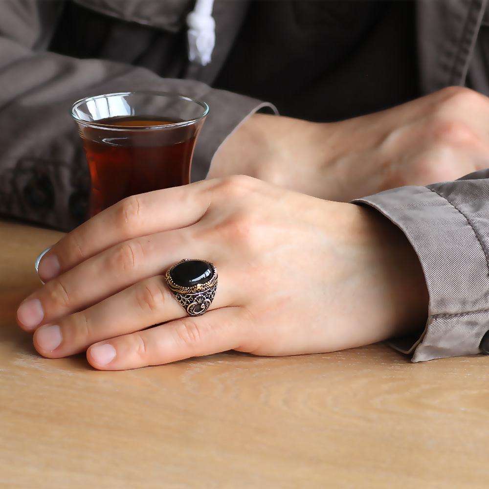 Vav İşlemeli Siyah Oniks Taşlı 925 Ayar Gümüş Erkek Yüzük - 3