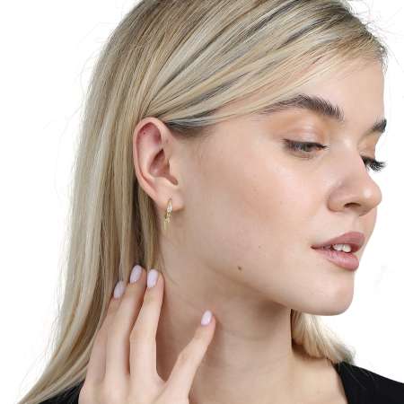 Oval Tektaş Tasarım Sıralı Zirkon Taş Sallantılı Zincir Detaylı Altın Renk 925 Ayar Gümüş Kadın Küpe - Tesbihane