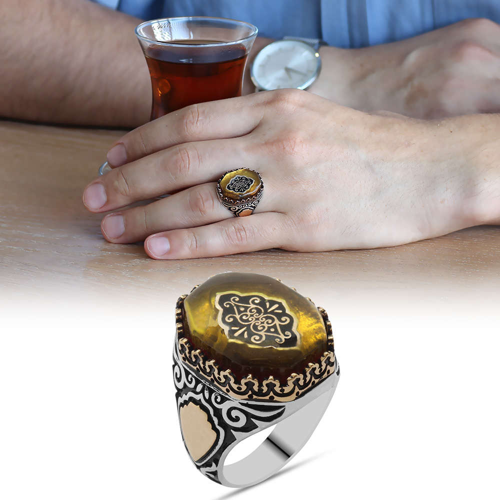 Sarı Kehribar İçine Selçuklu Deseni Motifli Sekizgen 925 Ayar Gümüş Erkek Yüzük - 1