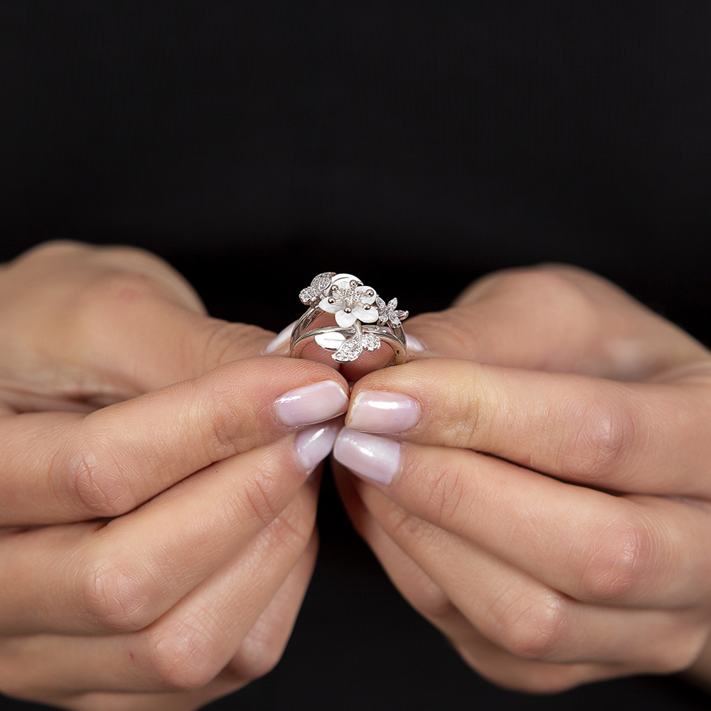 Sedef Taşlı Kır Çiçeği Tasarım Yaprak Detaylı 925 Ayar Gümüş Kadın Yüzük - 2