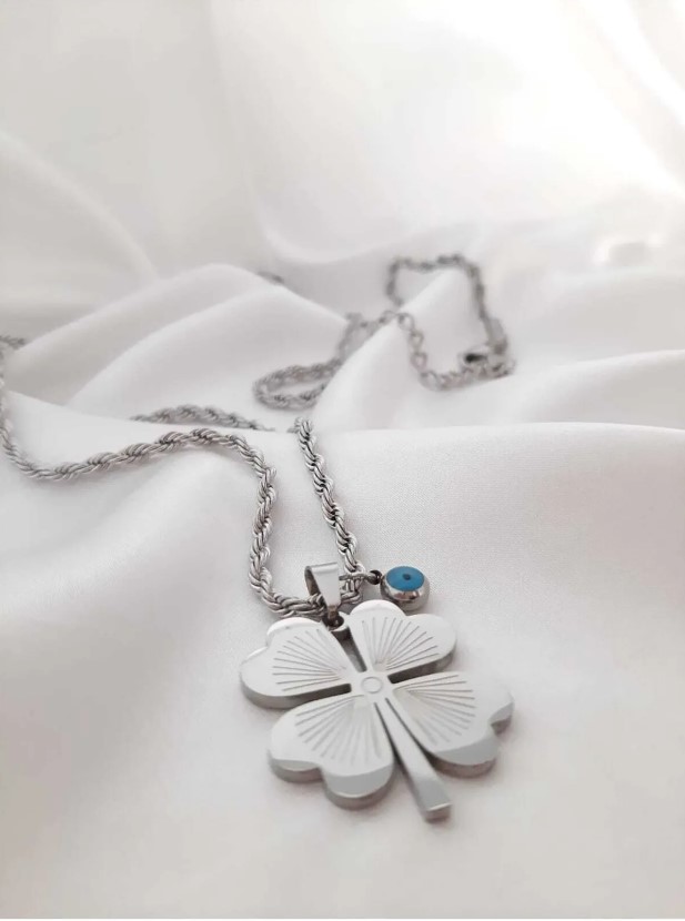 Gümüş Renk Burma Zincirli Nazar Boncuğu Detaylı Yonca Yaprağı Tasarım Çelik Kadın Kolye - 2