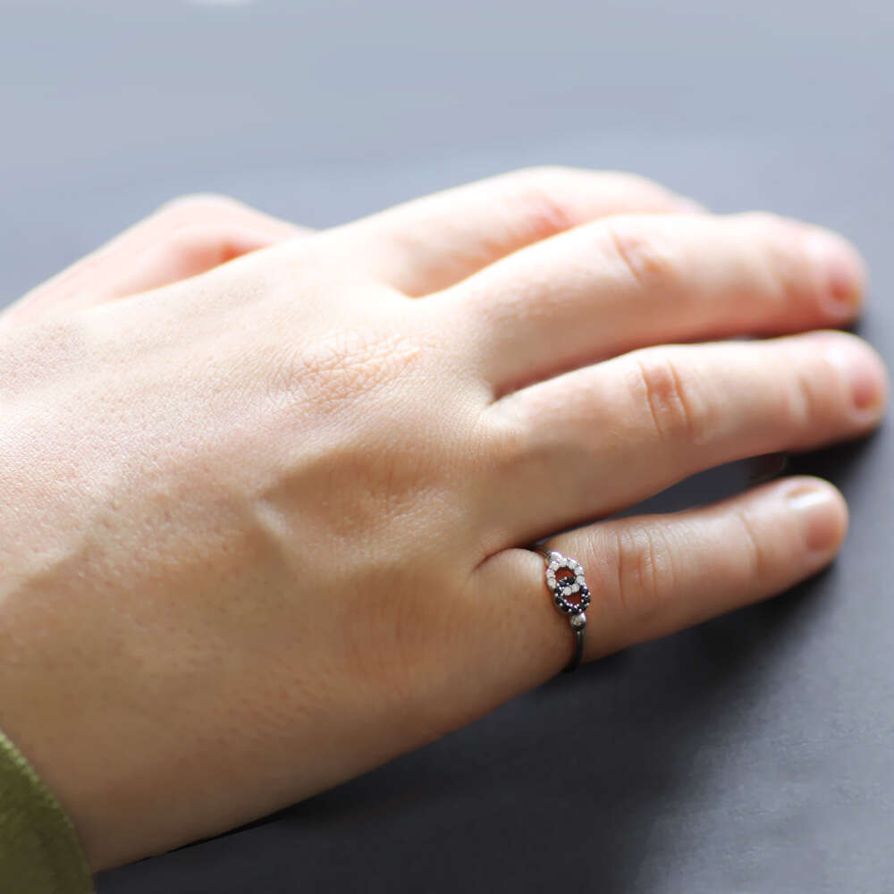 Siyah Beyaz Zirkon Taşlı Sonsuzluk Tasarım 925 Ayar Gümüş Bayan Yüzük - 1