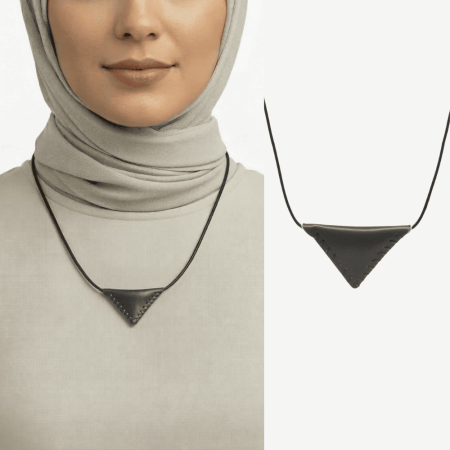 İp Zincirli İsme Özel Yazılı Siyah Gerçek Deriden El Yapımı Kadın Cevşen Kolye - Tesbihane