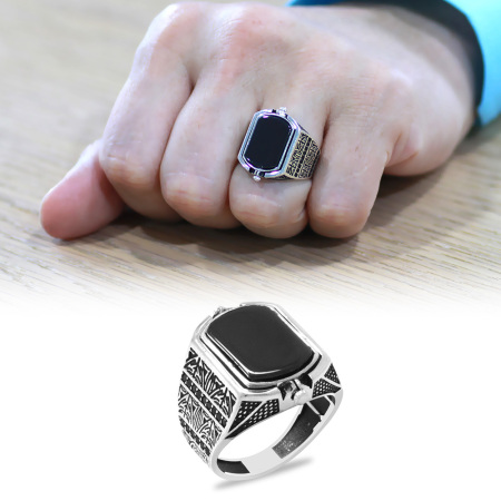 Siyah Oniks Taşlı Çift Taraflı İsme Özel Yazılı 925 Ayar Gümüş Erkek Yüzük - Tesbihane