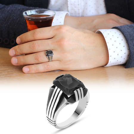 Siyah Zirkon Taşlı Zarif Tasarım 925 Ayar Gümüş Erkek Yüzük - Tesbihane