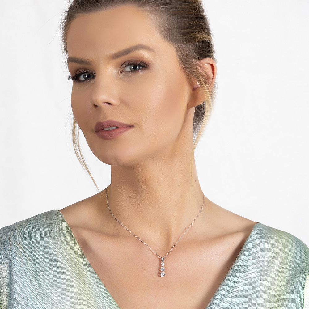 Elmas Görünümlü 3 lü Damla Tasarım 925 Ayar Gümüş Kadın Kolye - 2