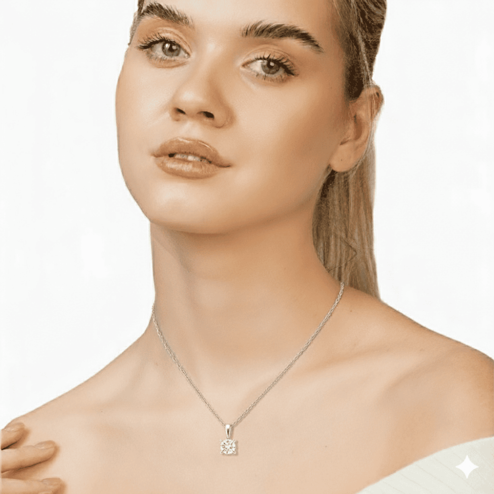 Elmas Görünümlü U Tasarım Gümüş Renk 925 Ayar Gümüş Bayan Kolye - 2