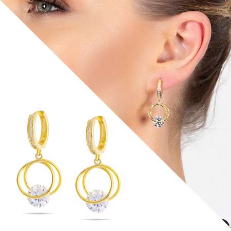 Elmas Görünümlü Tektaşlı Kalp Tasarım Altın Renk 925 Ayar Gümüş Sallantılı Küpe - Tesbihane