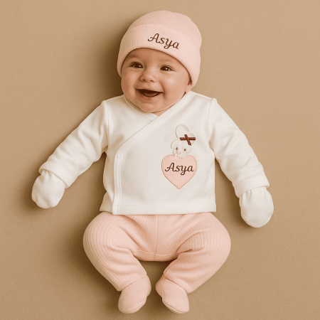 Tavşan Desenli İsme Özel Nakışlı Krem Pembe 5 li Yenidoğan Hastane Çıkış Bebek Takımı - Tesbihane