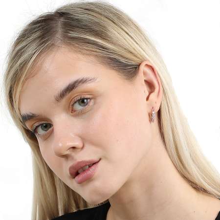 Tek Sıra Beyaz Zirkon Taşlı Rose Renk Yarım Tur 925 Ayar Gümüş Kadın Küpe - Tesbihane