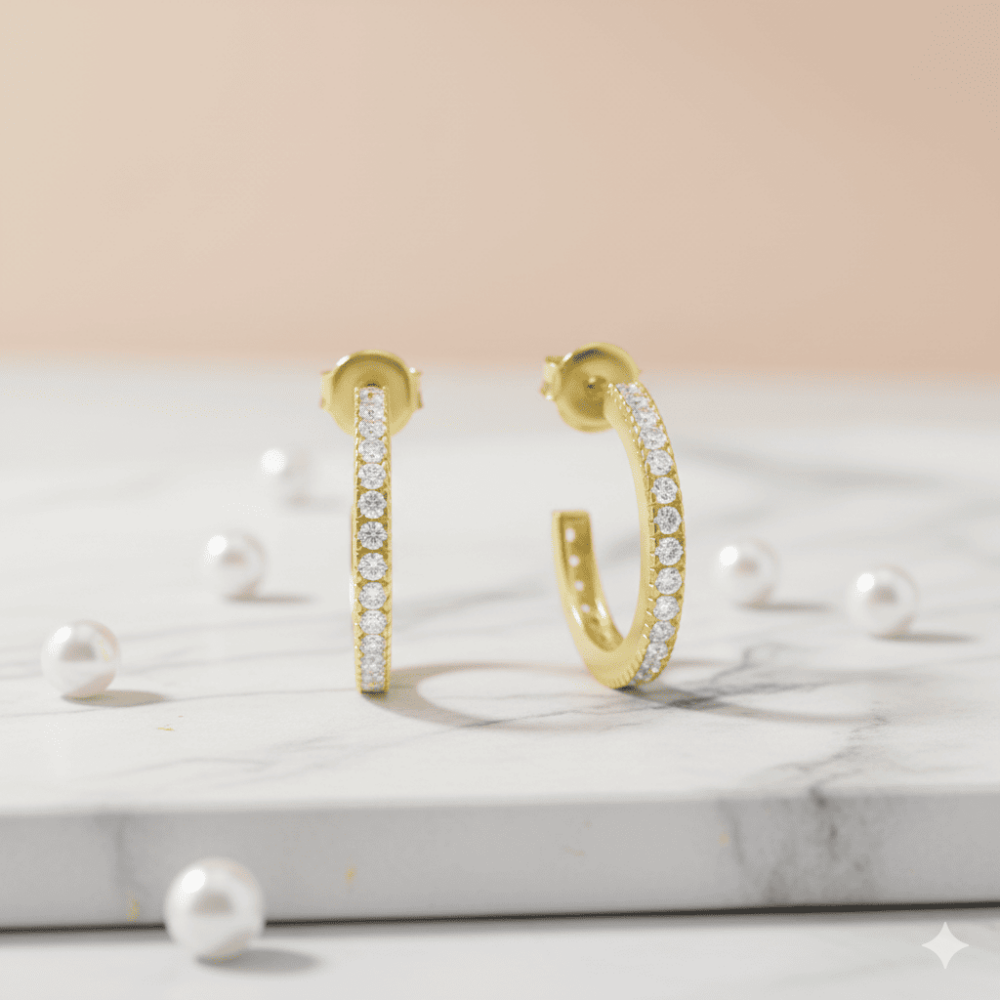 Tek Sıra Mikro Beyaz Zirkon Taşlı Altın Renk Yarım Tur 925 Ayar Gümüş Kadın Küpe - 4