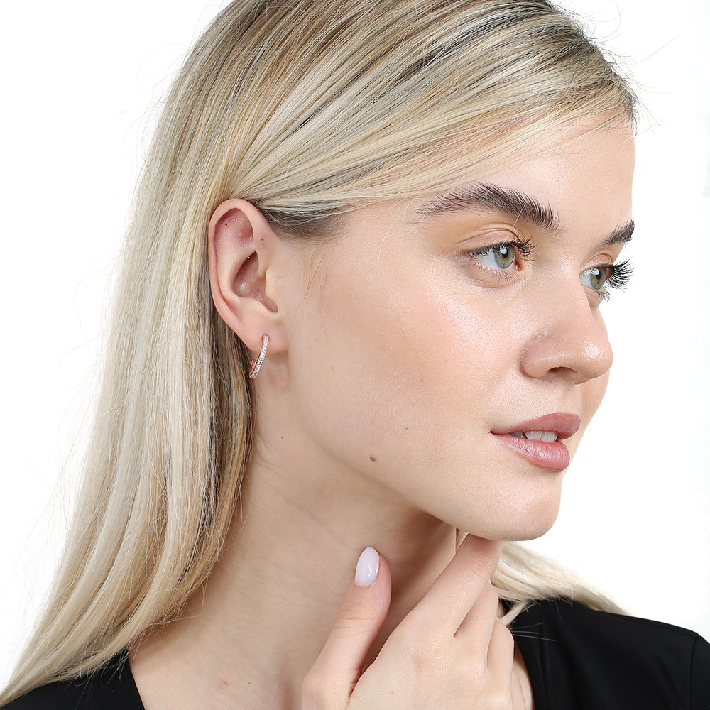 Tek Sıra Mikro Beyaz Zirkon Taşlı Rose Renk Yarım Tur 925 Ayar Gümüş Kadın Küpe - 1