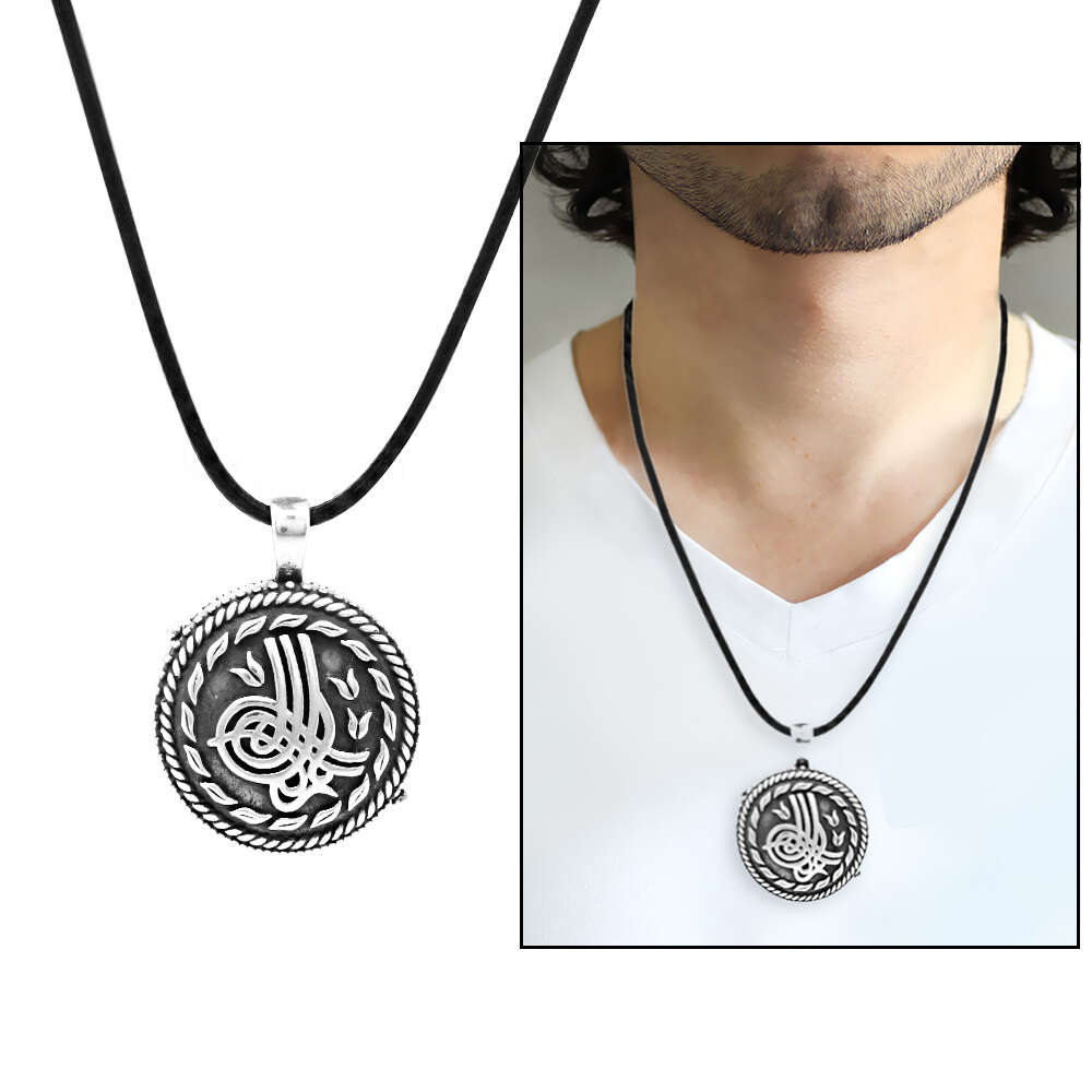 Tuğra Temalı Açılır Kapaklı İçinde Ayetel Kürsi Yazılı 925 Ayar Gümüş Dua Kolye - 1