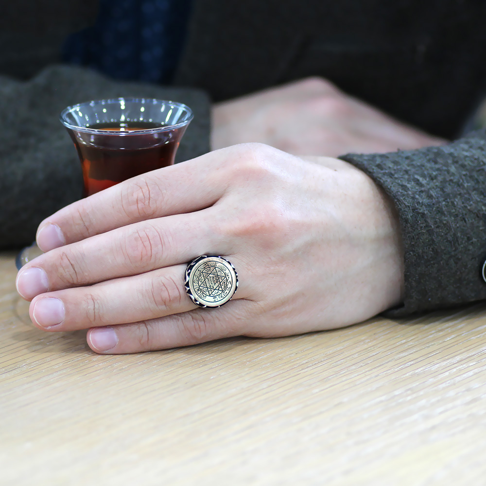 Üzeri Mührü Süleyman İşlemeli Kenarları Oksitli 925 Ayar Gümüş Erkek Yüzük - 2