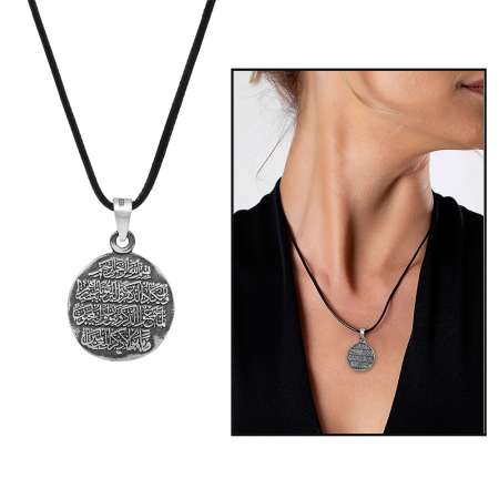 Üzerinde Nazar Ayeti Yazılı Zarif İp Zincirli 925 Ayar Gümüş Kadın Cevşen Kolye - Tesbihane