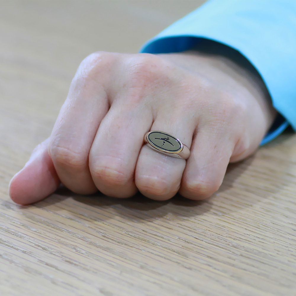 Üzerine Hüsnü Hat Hiç Yazılı Oval Tasarım 925 Ayar Gümüş Erkek Yüzük - 3