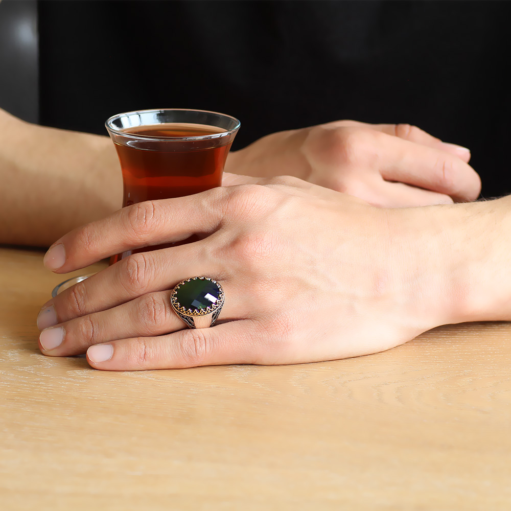 Yeşil Zirkon Taşlı Yanlara İsim Yazılabilir 925 Ayar Gümüş Erkek Yüzük - 2