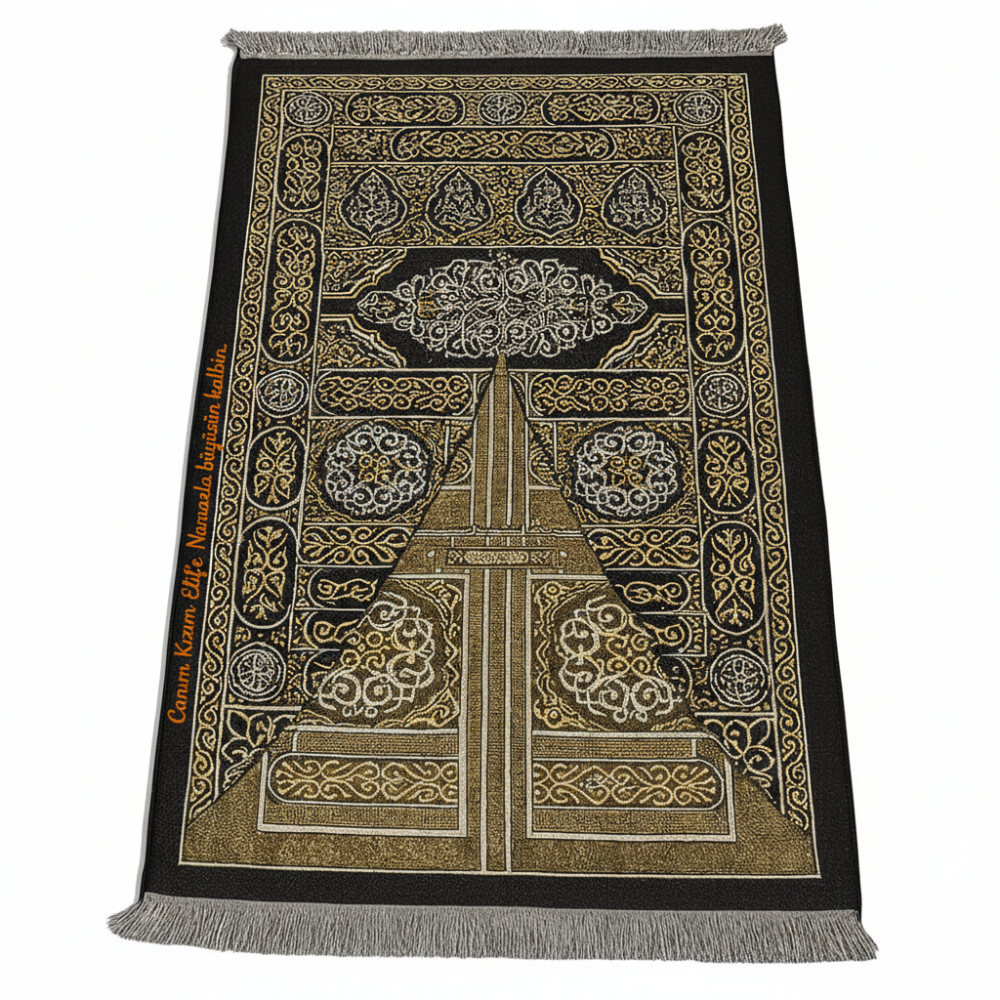 Zarif Kutulu Kişiye Özel Nakış İşlemeli Kabe Kapısı Motifli Tesbih Hediyeli Siyah Hediyelik Seccade - 4