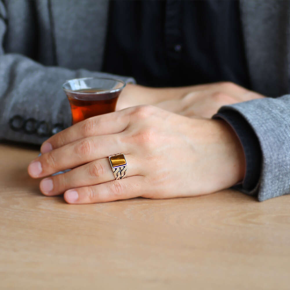 Zincir Tasarım Kaplan Gözü Taşlı 925 Ayar Gümüş Erkek Yüzük - 2