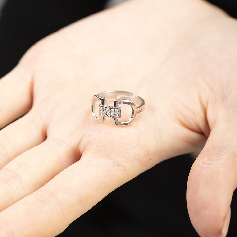 Zirkon Taşlı Zarif Tasarım Gümüş Renk Ayarlanabilir Ölçü 925 Ayar Gümüş Kadın Yüzük - 3