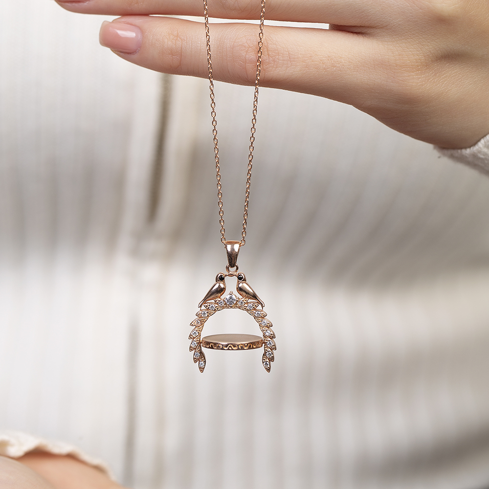 Zirkon Taşlı Çifte Kumrular Temalı İsme Özel Veya Harf Yazılı Rose Renk 925 Ayar Gümüş Kadın Kolye - 4