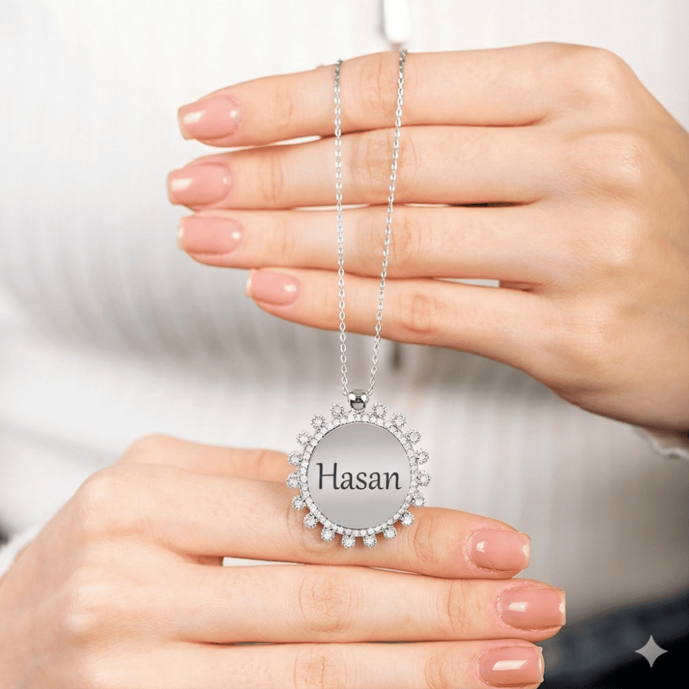 Zirkon Taşlı Güneş Tasarım Gümüş Renk İsme Özel Yazılı 925 Ayar Gümüş Kadın Kolye - 4