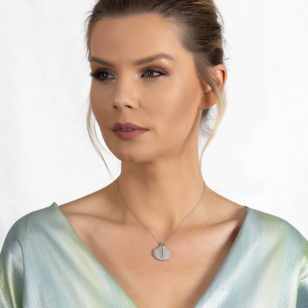 Zirkon Taşlı İstiridye Tasarım İsme Özel Yazılı 925 Ayar Gümüş Kadın Kolye - 2