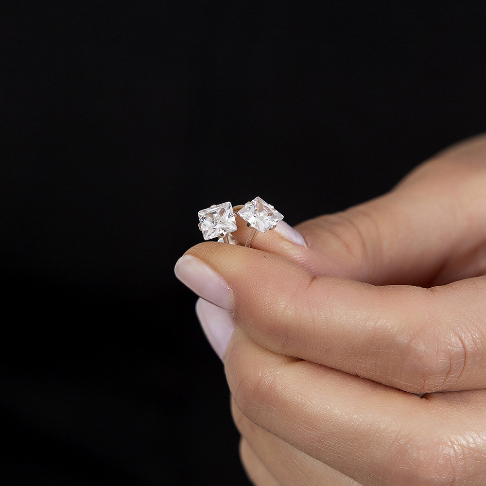 Zirkon Taşlı Kare Tasarım 925 Ayar Gümüş Kadın Küpe - 2