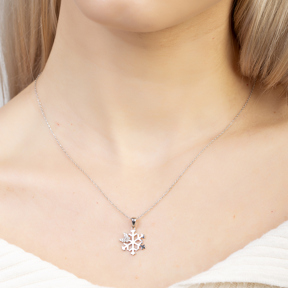Zirkon Taşlı Kelebek Detaylı Kar Tanesi Model Gümüş Renk 925 Ayar Gümüş Kadın Kolye - 4
