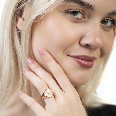 Zirkon Taşlı Papatya Tasarım Rose Renk Ayarlanabilir Ölçü 925 Ayar Gümüş Kadın Tektaş Yüzük - Tesbihane