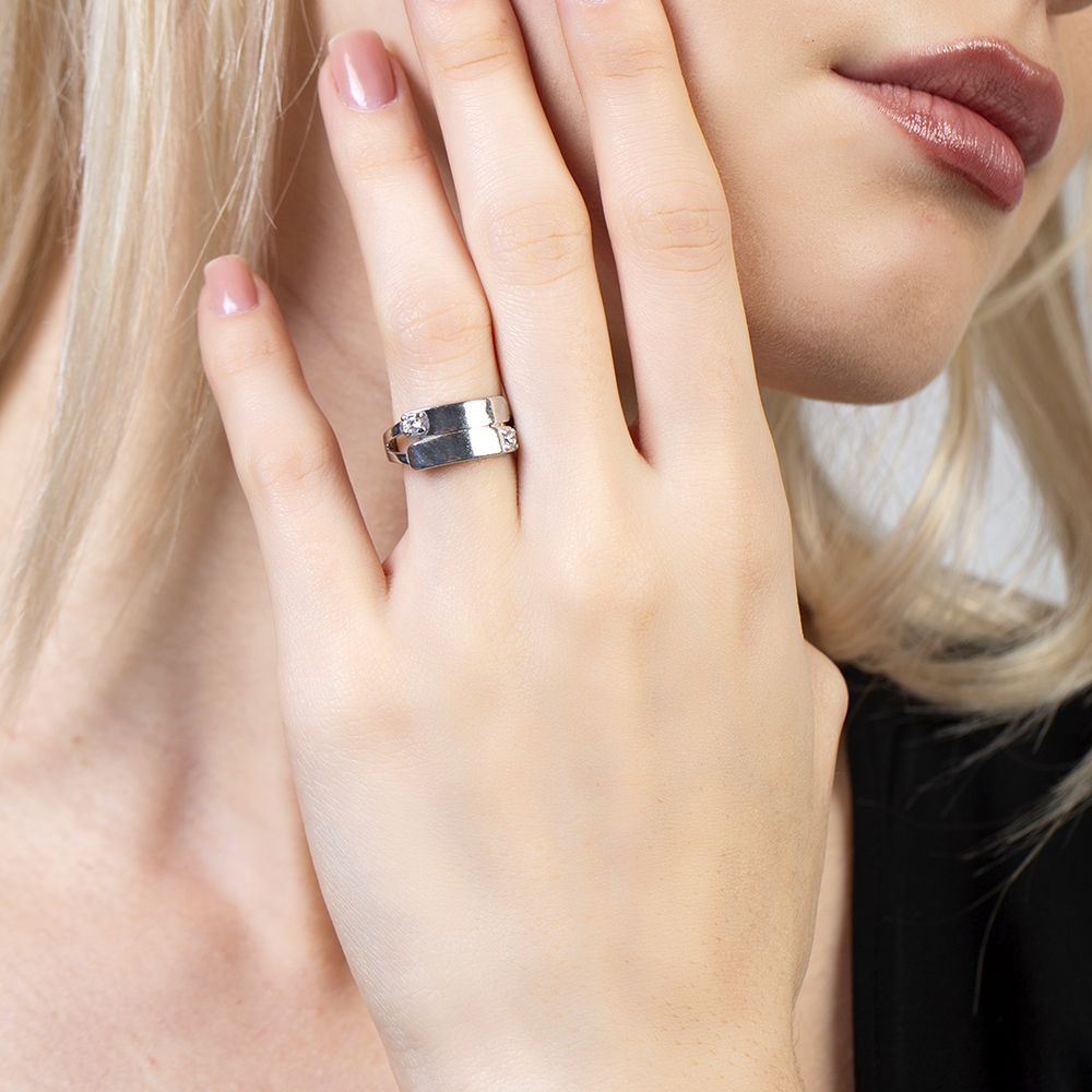 Zirkon Taşlı Gümüş Renk Ölçü Ayarlı Çift Sıra İsme Özel Harf Yazılı 925 Ayar Gümüş Kadın Yüzük - 1