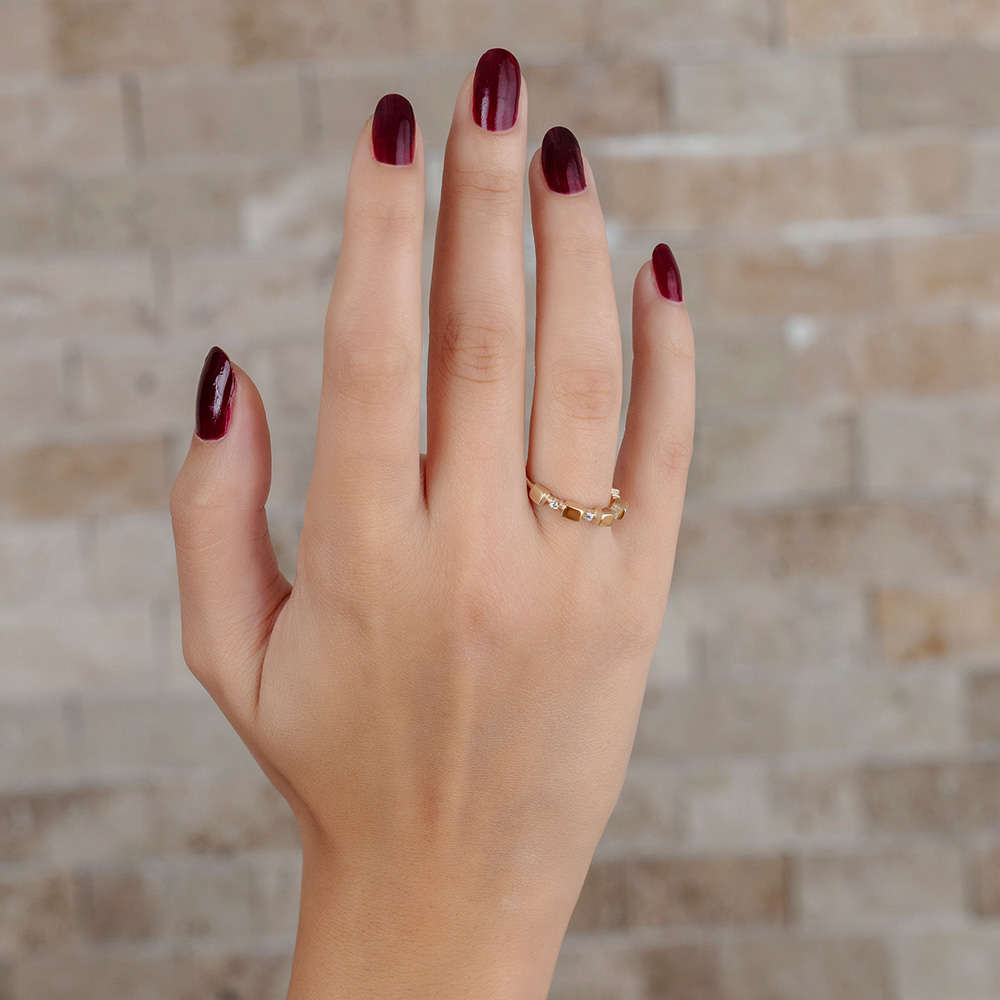 Zirkon Taşlı Sıralı Küp Tasarım Altın Renk 925 Ayar Gümüş Bayan Yüzük - 3