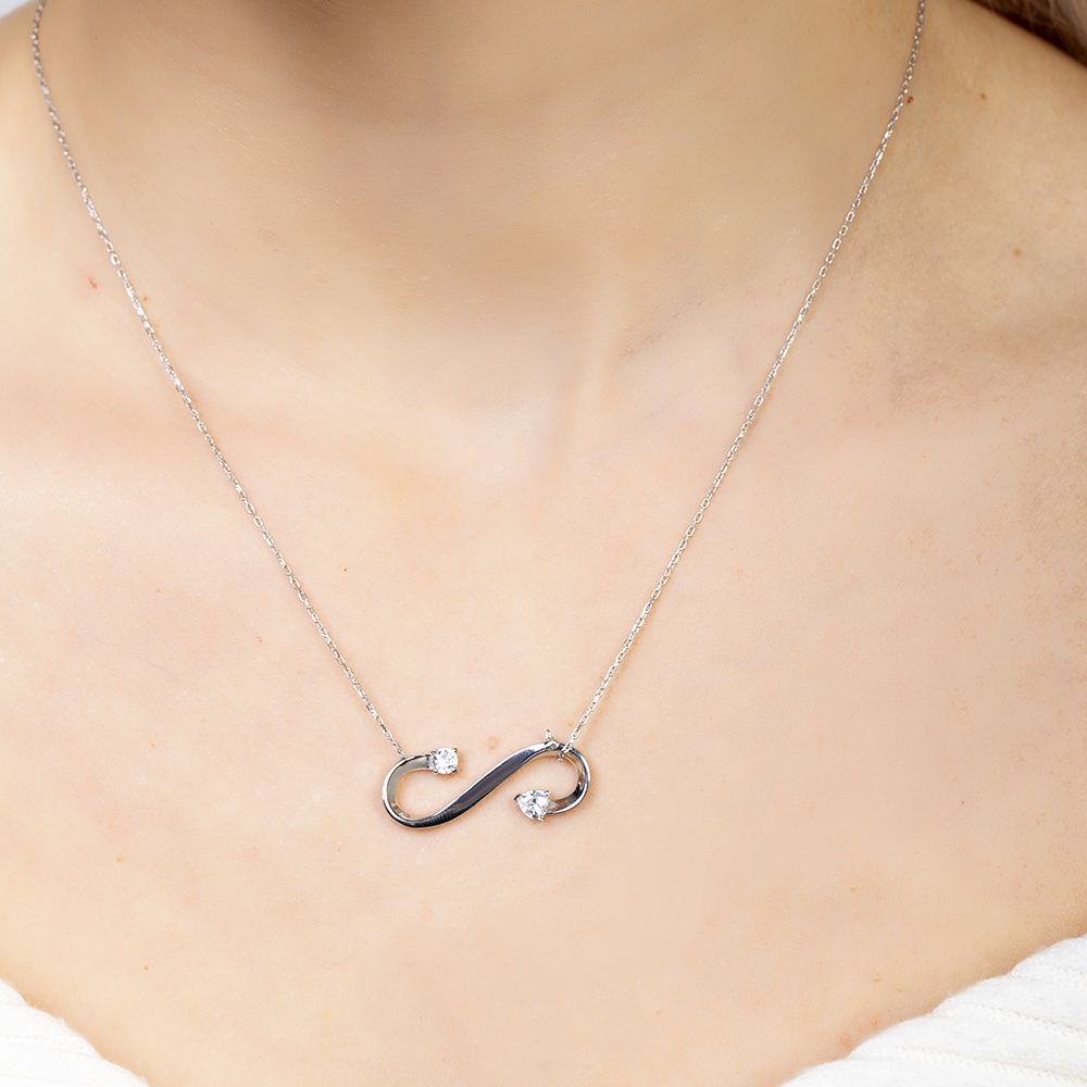 Zirkon Taşlı Sonsuzluk Tasarım Gümüş Renk 925 Ayar Gümüş Kadın Kolye - 4