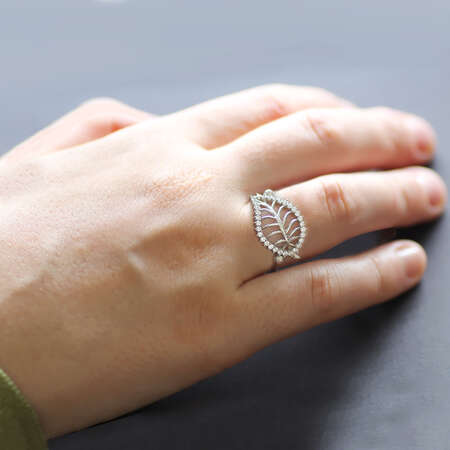 Zirkon Taşlı Yaprak Tasarım Zarif 925 Ayar Gümüş Bayan Yüzük - Tesbihane