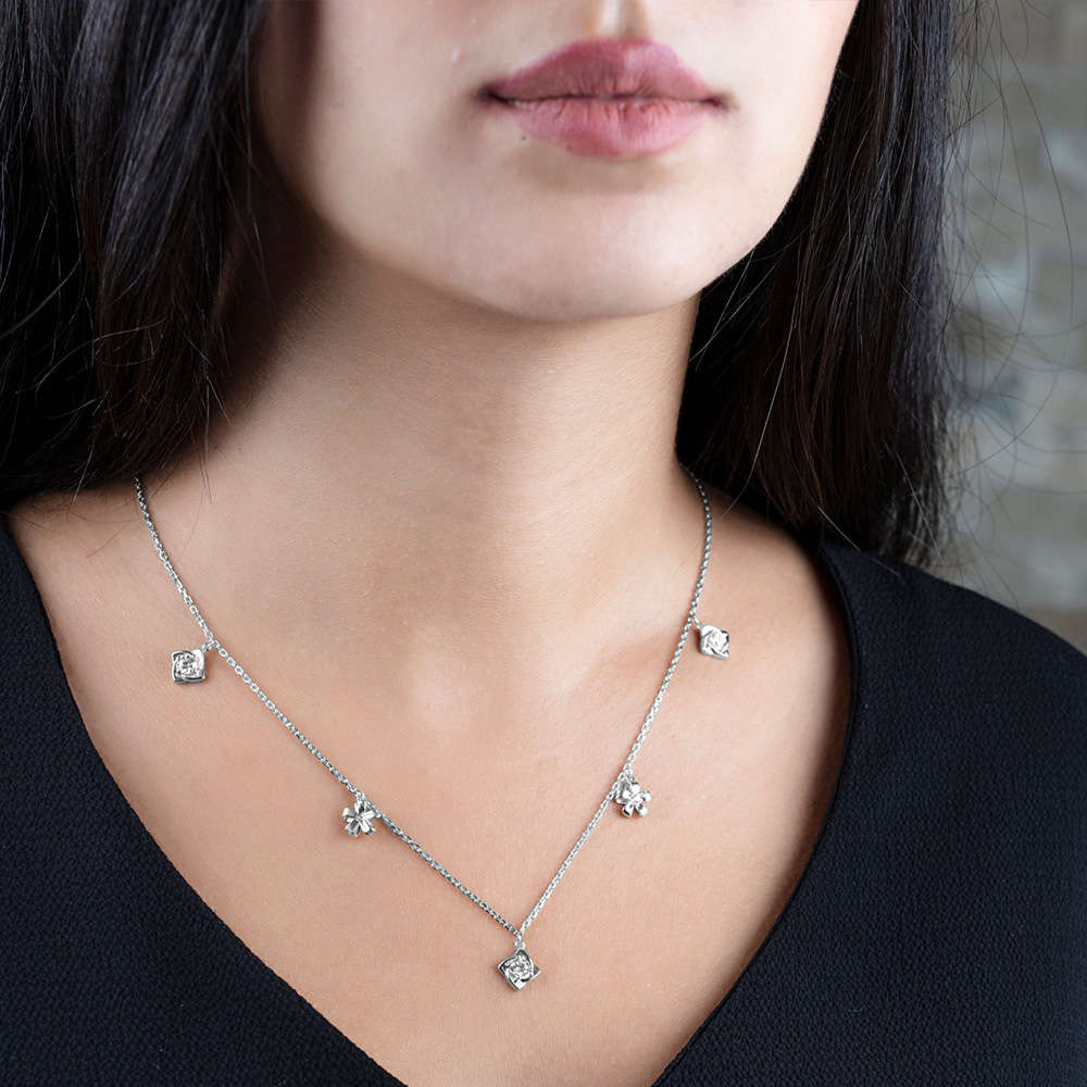 Zirkon Tektaş Yasemen Çiçeği Kombinli 925 Ayar Gümüş Şans Kolyesi - 2