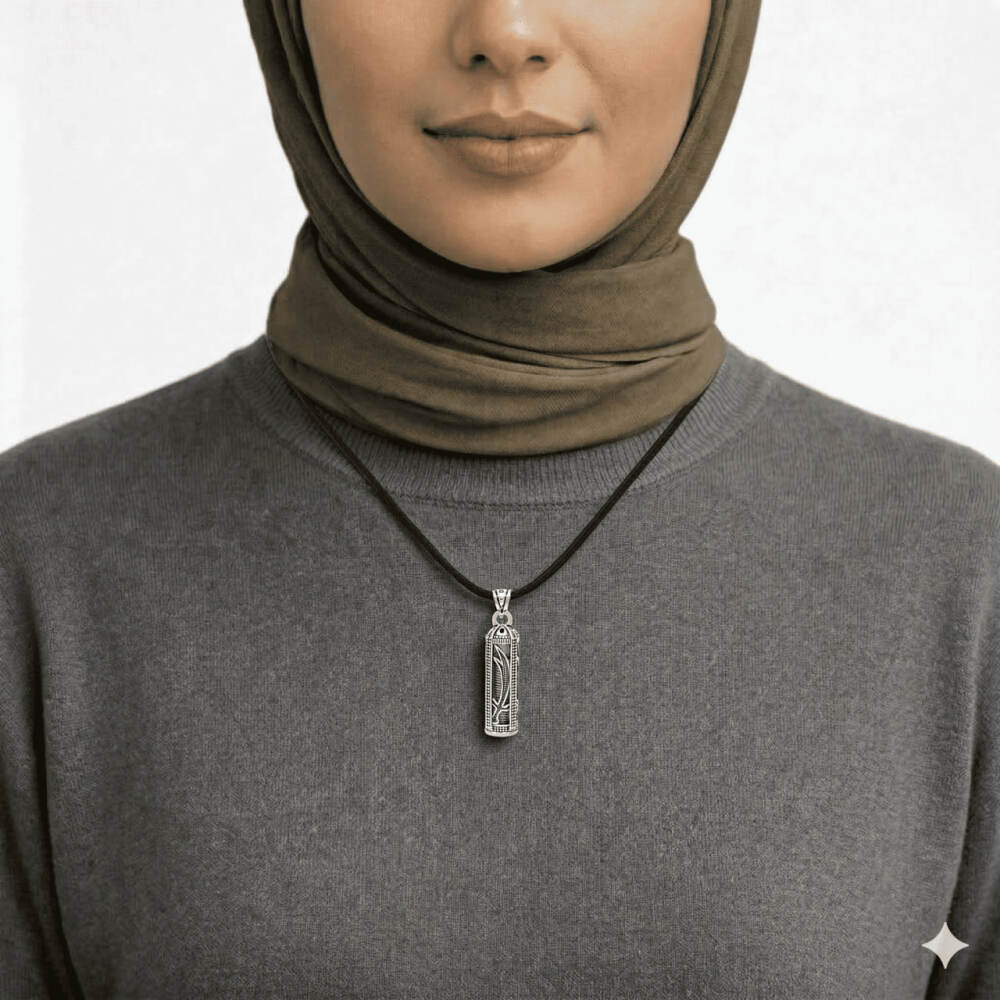 Zülfikar Kılıç İşlemeli Zarif İp Zincirli 925 Ayar Gümüş Kadın Cevşen Kolye - 2